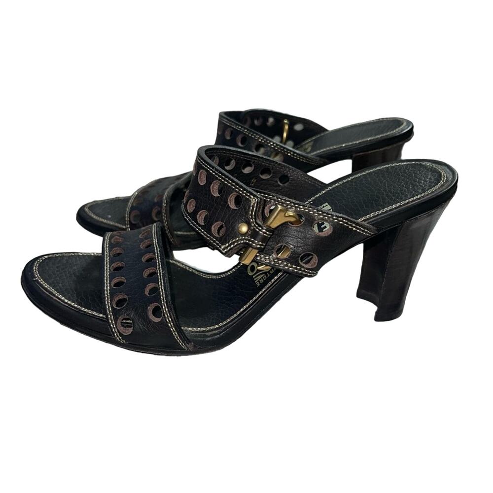 Salvatore Ferragamo Black Leather Sandals Women’s 6